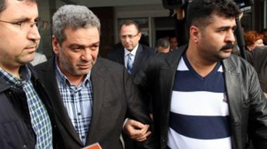 Ka&ccedil;ırılan Iş Adamına Senet Imzalatmışlar