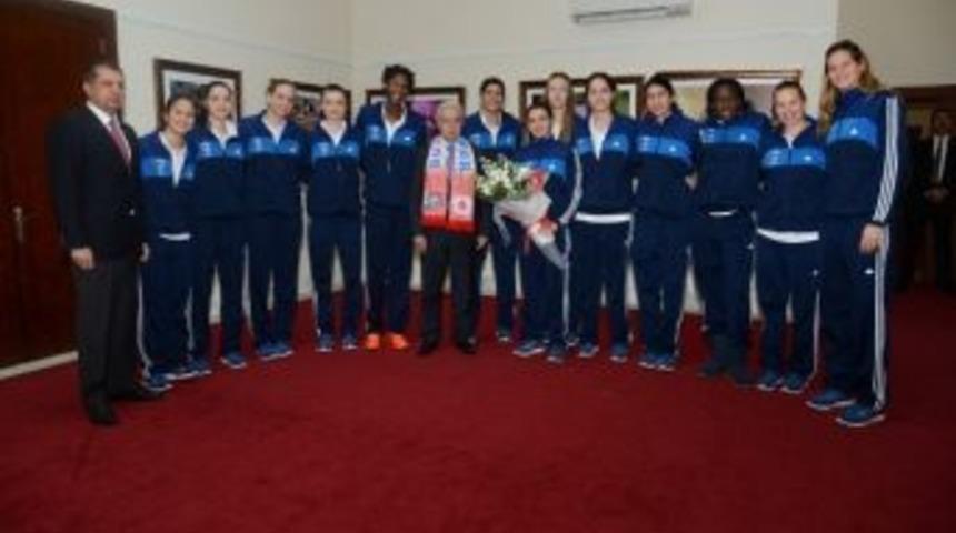 Adana Botaş&rsquo;tan Zihni Aldırmaz&rsquo;a Davet