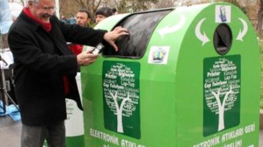 Elektronik Atıklar Geri D&ouml;n&uuml;ş&uuml;mde