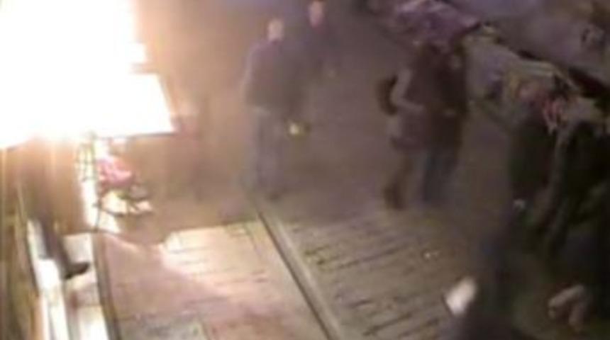 İstiklal Caddesi&rsquo;nde Nefes Nefese Kovalamaca Kamerada