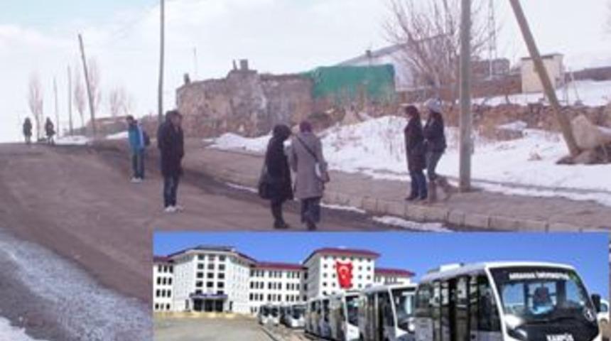 &Ouml;ğrenciler &Uuml;ş&uuml;yor, Yetkililer Seyrediyor&hellip;