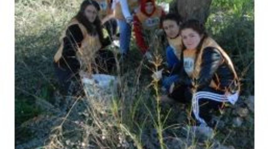 Ad&uuml; Didim Myo &Ouml;ğrencilerine Uygulamalı Eğitim