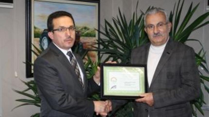 Taşk&ouml;pr&uuml; Sarımsak &Uuml;reticileri Birliği&rsquo;ne Danışmanlık Yetki Belgesi Verildi