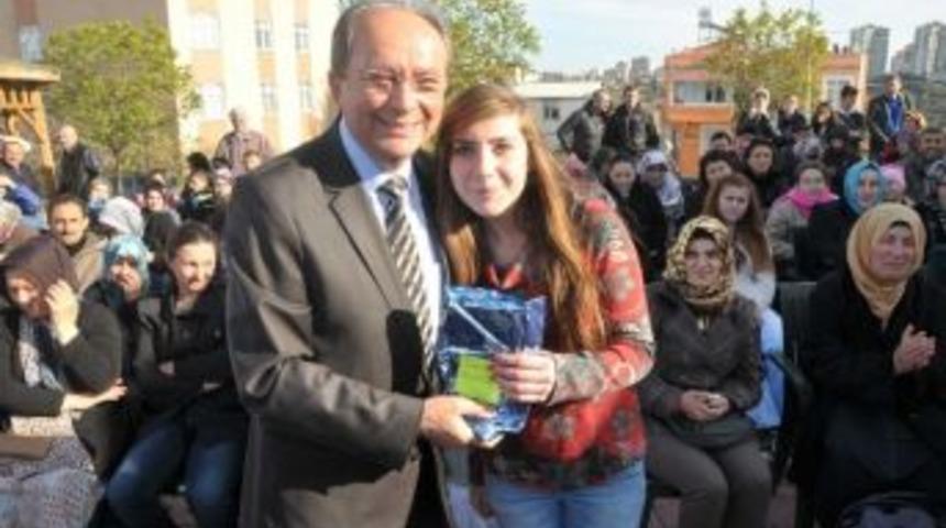 Yeşildereli &Ouml;ğrencilere Burma'dan Başarı Hediyesi