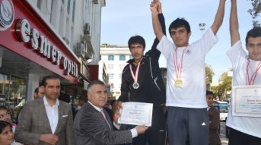 Adıyaman'da 1 Aralık Koşusu Yapıldı