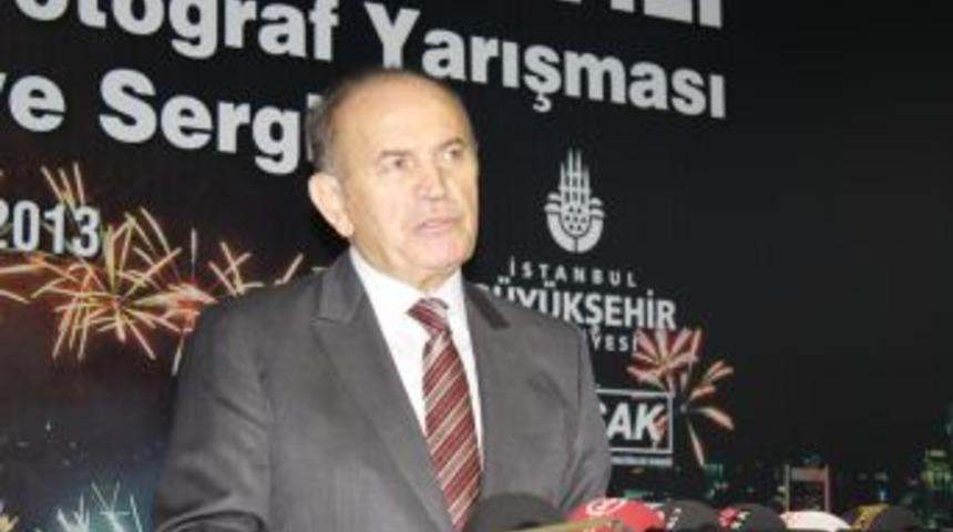 Topbaş: İstanbul'un Sil&uuml;etini Bozan Binalarla Ilgili Karar Ulaşmadı