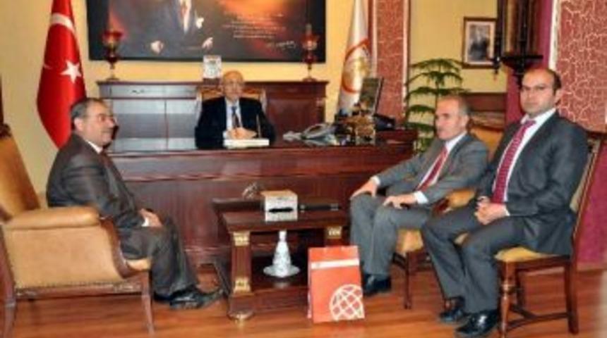 Basın Yayın Enformasyon Kayseri İl M&uuml;d&uuml;r&uuml; Uğurlu&rsquo;dan, Vali Kemelek&rsquo;e Ziyaret
