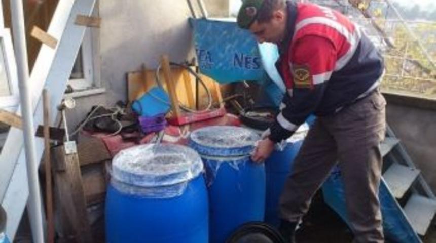 Evlerinin Terasını Ka&ccedil;ak İ&ccedil;ki İmalathanesine &Ccedil;evirdiler