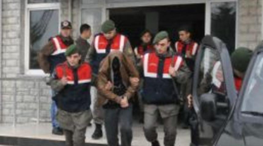 Uyuşturucu Tacirlerine Darbe: 35 G&ouml;zaltı