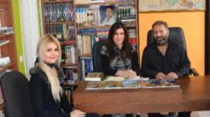 Sakız Adası'nı Tanıtan Rehberin 5. Baskısı &Ccedil;ıktı