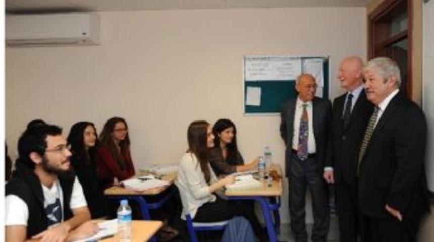 Başkan Akaydın&rsquo;dan Dershanecilere Destek