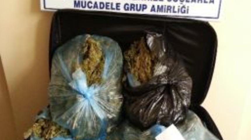 Alanya'da L&uuml;ks Villaya Uyuşturucu Operasyonu
