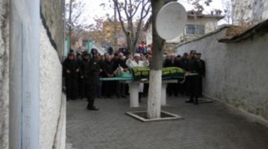 Kore Gazisi Son Yolculuğu'na Uğurlandı