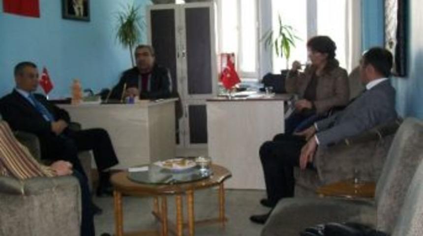 T&uuml;rk Sağlık Sen'den 'umudun &Ccedil;ocukları Derneği'ne Ziyaret