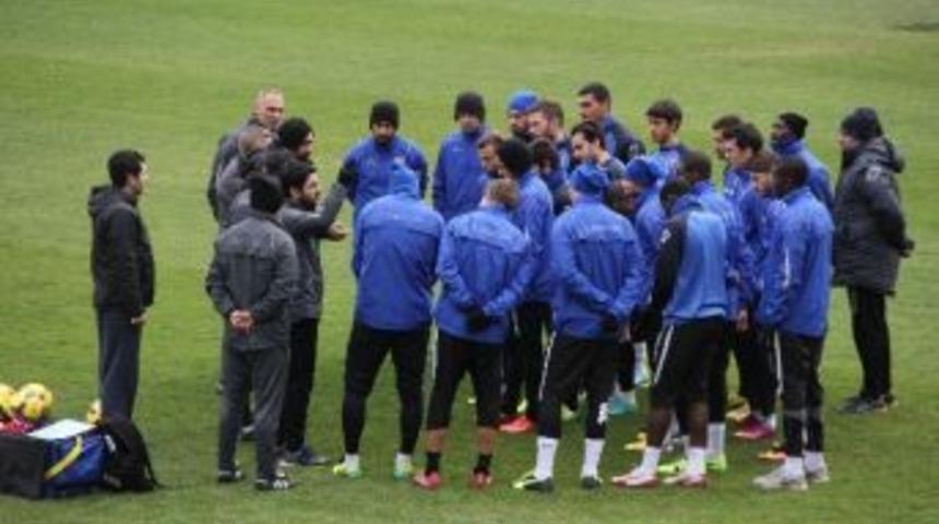 Karab&uuml;kspor&rsquo;da &Ccedil;ifte Hazırlık