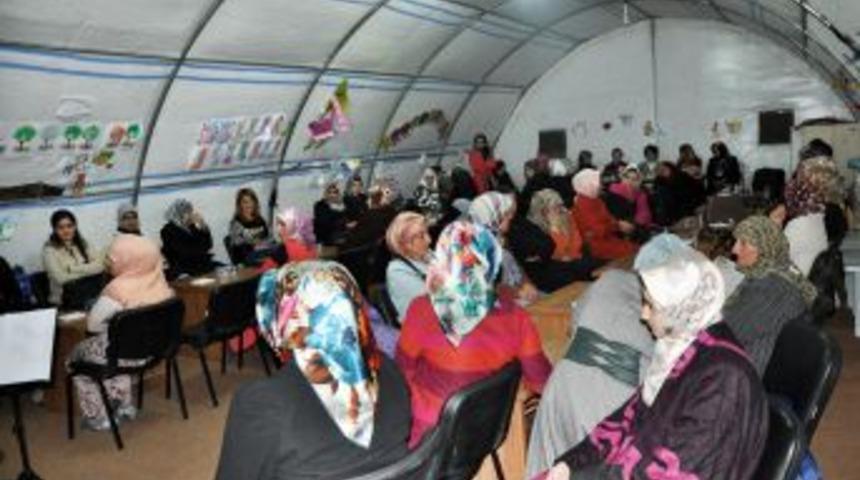 &Ccedil;adır Kentteki Suriyeli &Ouml;ğretmenler I&ccedil;in T&uuml;rk&ccedil;e, K&uuml;rt&ccedil;e Ve Arap&ccedil;a Program