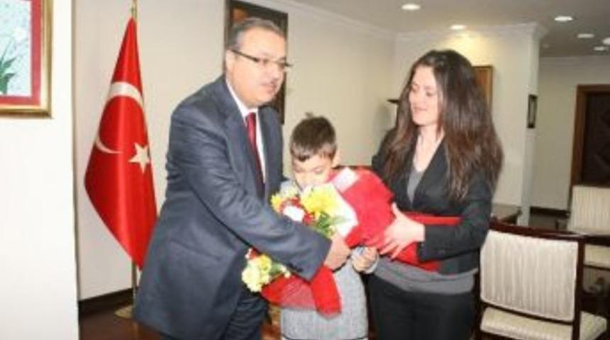 Vali Ali İhsan Su &Ouml;zel Konuklarını Ağırladı