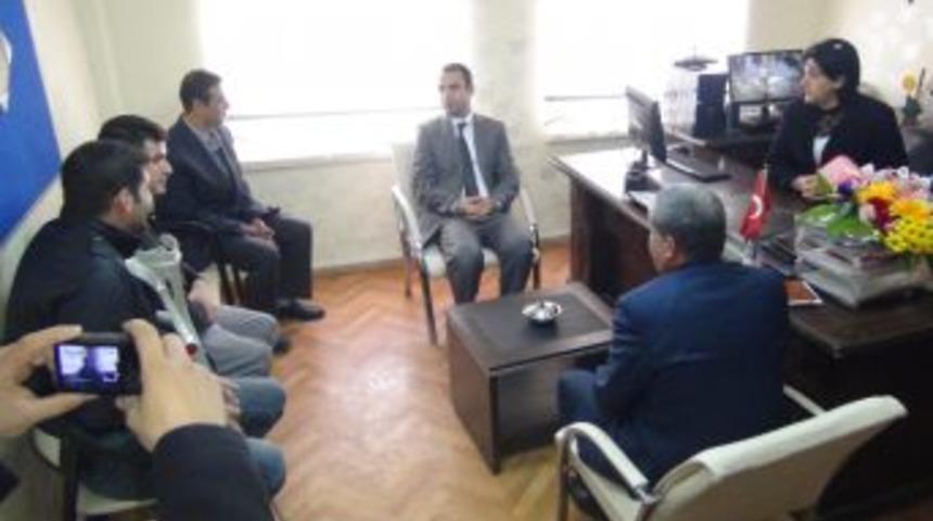 Kaymakam, Devlet Adına Engellilerden &Ouml;z&uuml;r Diledi