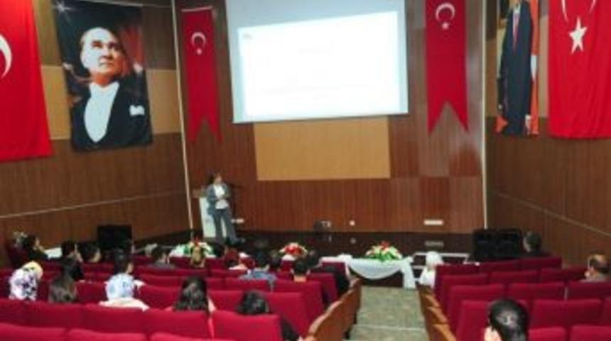 Et&uuml;&rsquo;de Bologna S&uuml;reci Konferansı