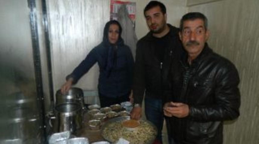 Kilis&rsquo;te 2 Bin Kişe Aşure Dağıtıldı