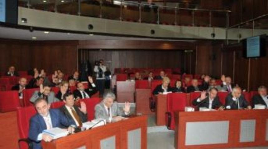 İzmit Belediyesi Aralık Ayı Meclisi Toplandı