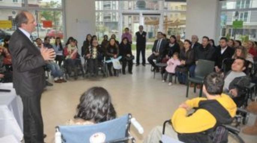 Yaşam Park'ta Engelliler G&uuml;n&uuml; Kutlandı