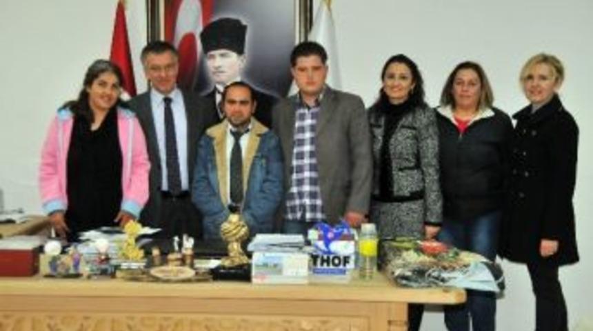 Engelli &Ouml;ğrencilerden Başkan Oğul&rsquo;a Ziyaret