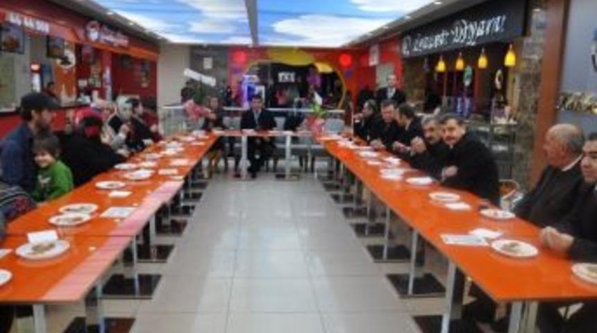 Yardım Sevenler Engellileri Unutmadı