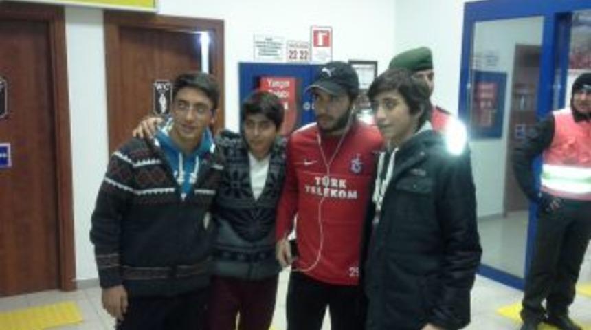 Trabzonspor, Edremit'te Horonla Karşılandı