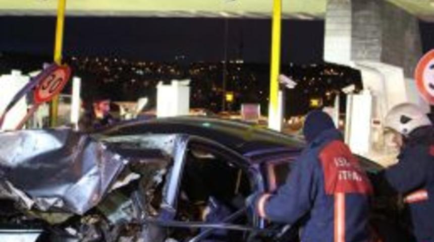 Boğazi&ccedil;i K&ouml;pr&uuml;s&uuml; Gişelerinde Kaza: 1 &Ouml;l&uuml;