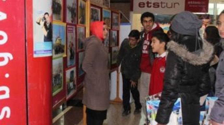Fotoğraf Sergisiyle Etkinlikler Tanıtıldı