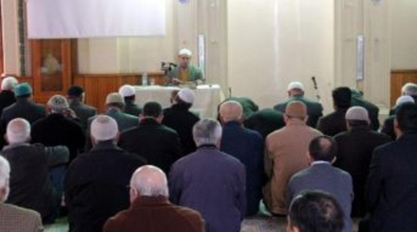 T&uuml;rkiye&rsquo;nin 24 Saat Kur&rsquo;an Okunan İlk Camisi