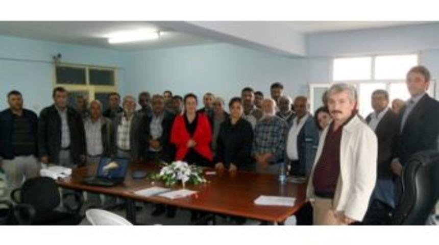 Acarlar&rsquo;da &Uuml;r&uuml;nlerde Pestisit Kalıntısı Eğitimi Verildi