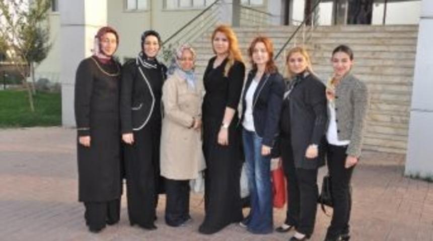 &lsquo;el Ele Vererek Engelleri Birlikte Aşmak Zorundayız&rsquo;