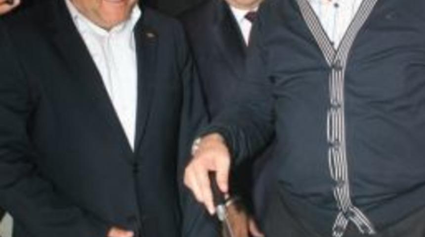 Ak Partili Sarıg&ouml;l'den Engellilere B&uuml;y&uuml;k Destek