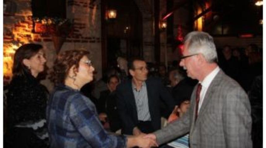 Başkan &Ccedil;ağlayan Engelli Vatandaşlarla Bir Araya Geldi