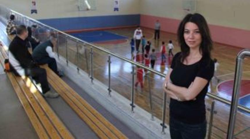 Geleceğin 'dev Adamları' &Ccedil;ayyolu Tofaş Basketbol Okulu'ndan Yetişiyor