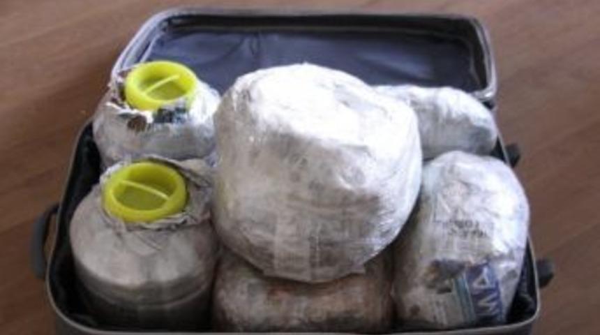 Amasya&rsquo;da 15 Kilo Esrar Yakalandı