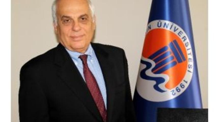 Me&uuml; Rekt&ouml;r&uuml; Aydın: "t&uuml;rkiye'nin &Ouml;ğretim &Uuml;yesi Eksiği Var"