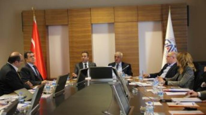 Tayland Kraliyet Ailesi T&uuml;rkiye&rsquo;den Kuru Meyve Istedi