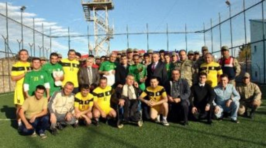 Jandarma Engellilerle Ma&ccedil; Yaptı