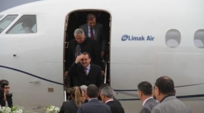 Bakan Ergin, "sadullah Başkan" Sloganlarıyla Karşılandı