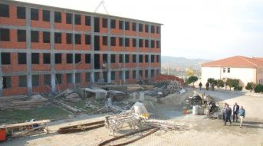 Sındırgı MYO Ek Bina Inşaatı Devam Ediyor