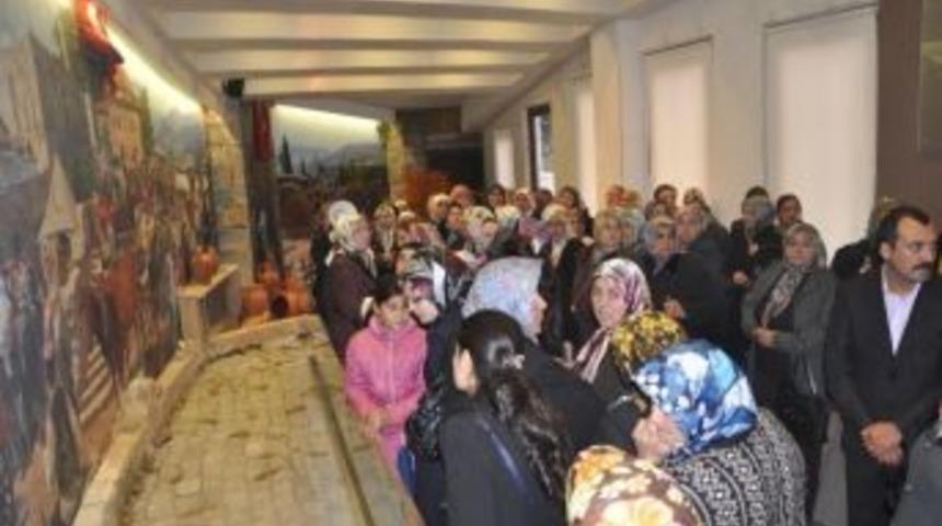 Salihlili Kadınlar Manisa&rsquo;yı Gezdi