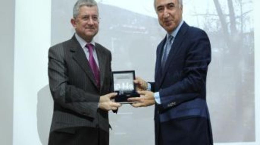 Sağlık Hizmetleri Myo Tarafından Konferans D&uuml;zenlendi