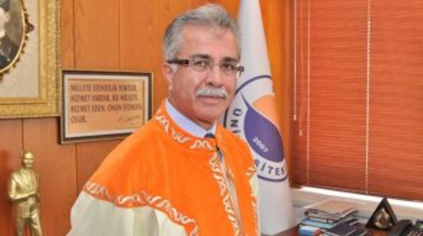 Rekt&ouml;r Bircan: &Ouml;ğrencilerimiz Dolmuş Sıkıntısı Yaşıyor