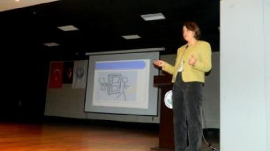 &Uuml;niversite Yemekhane Personeline Hijyen Eğitimi Verildi