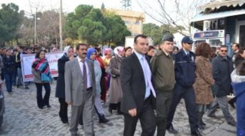 D&uuml;nya Engelliler G&uuml;n&uuml; Kula'da Kutlandı