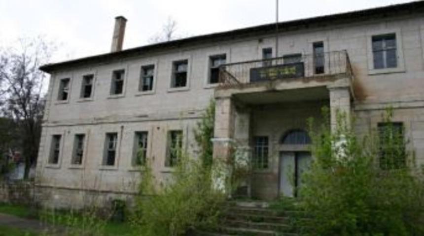 Gesi G&uuml;ney Mahallesindeki Merkez İlk&ouml;ğretim Binası K&uuml;lt&uuml;r Merkezine D&ouml;n&uuml;şt&uuml;r&uuml;lecek