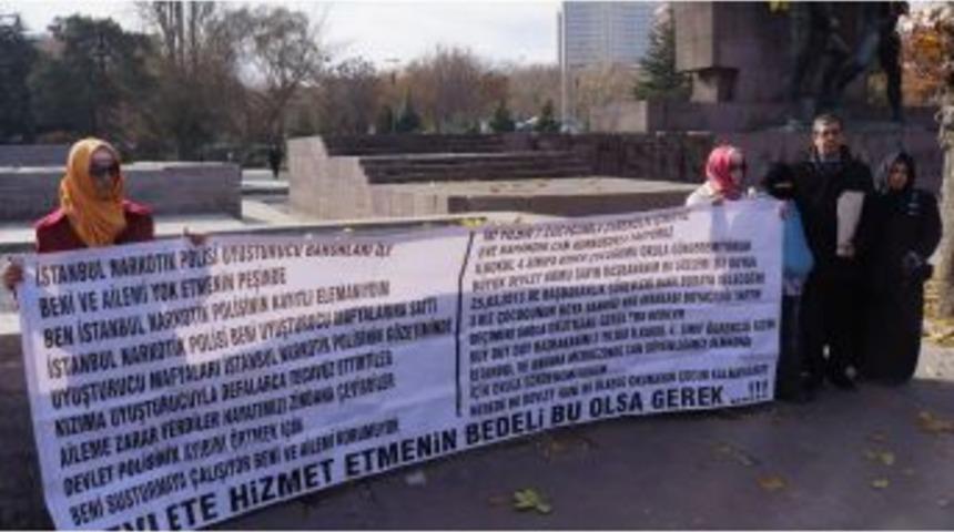 Polis Muhbiri, Eşi Ve &Ccedil;ocuklarıyla Kızılay'da Eylem Yaptı